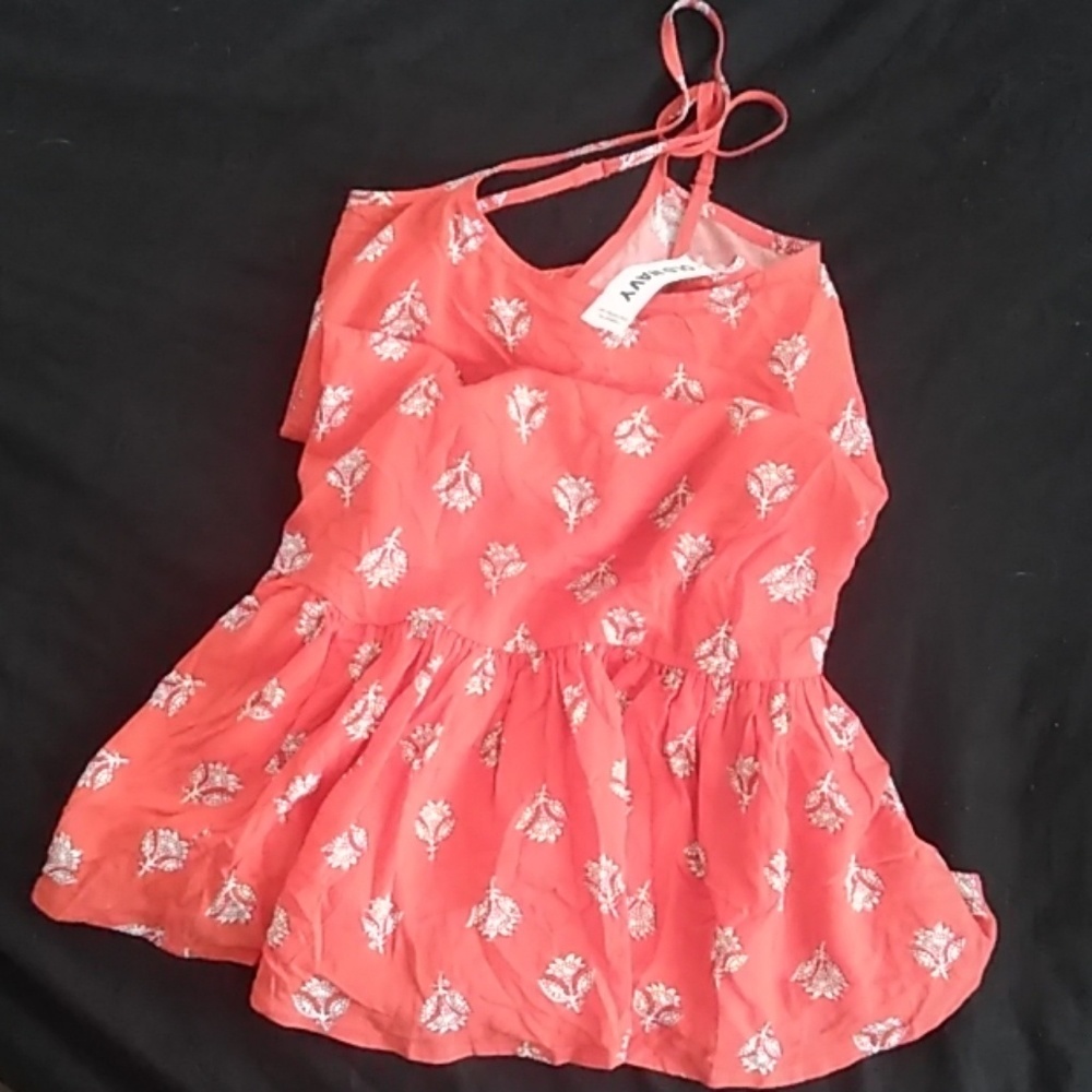 Mid Drift Ruffled Tank - Picture 1 of 1